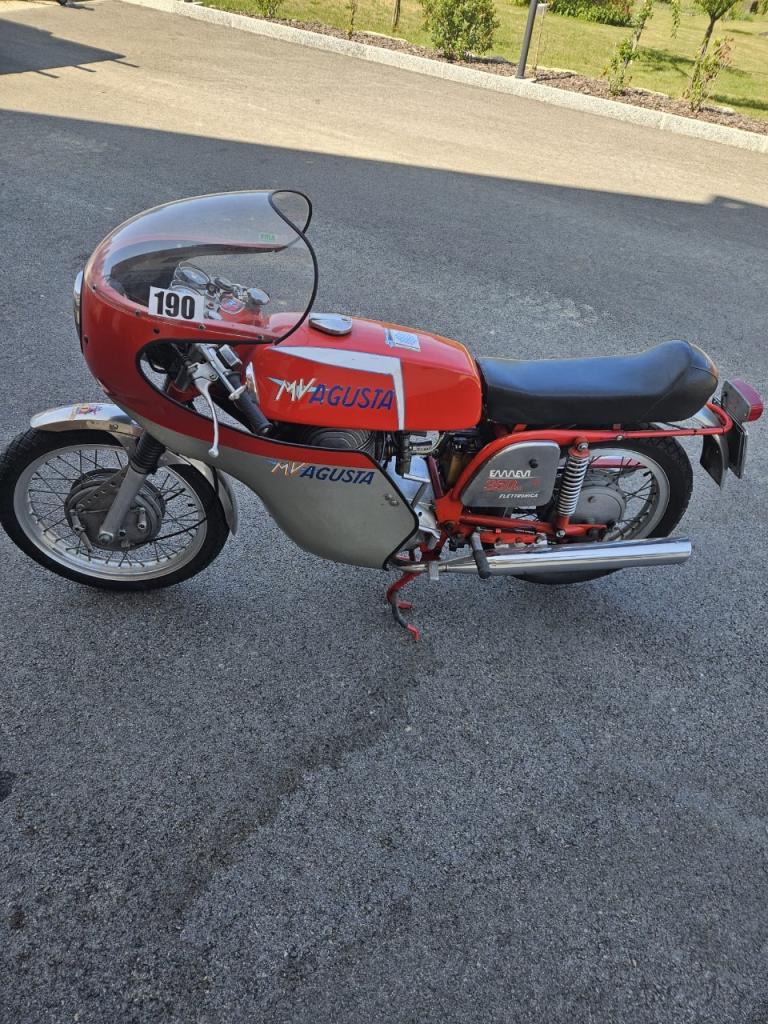 MV AGUSTA 350 Electronica - 1974 LesAnciennes.com