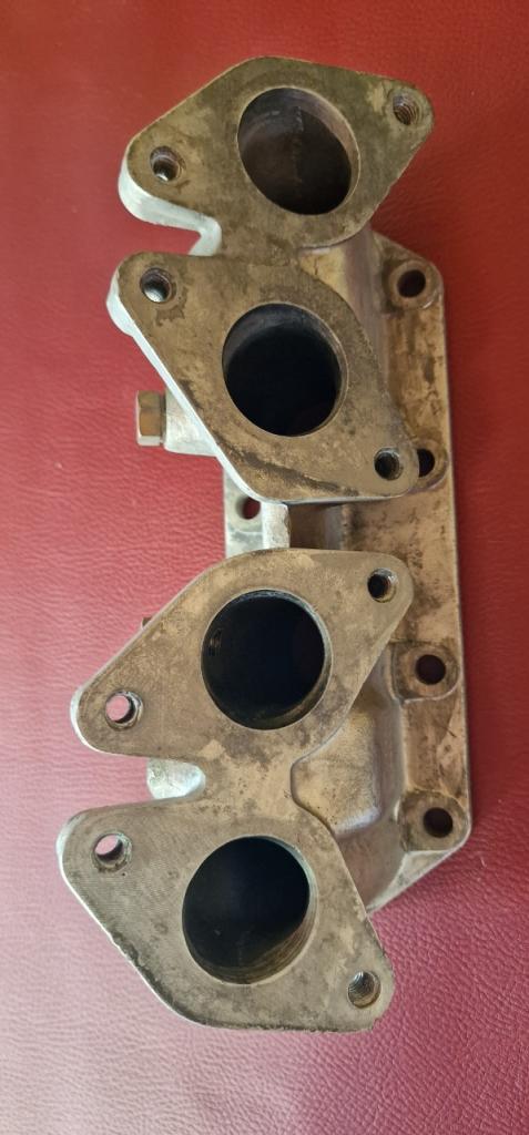 Pipe asdmission LANCIA Fulvia LesAnciennes.com