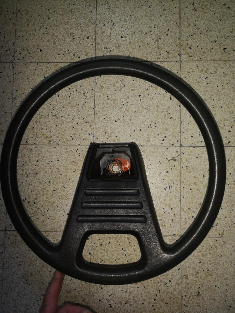 Volant TALBOT Horizon LesAnciennes.com