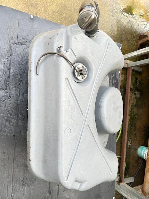 Réservoir de carburant pour Porsche 911 typ 911/57 LesAnciennes.com