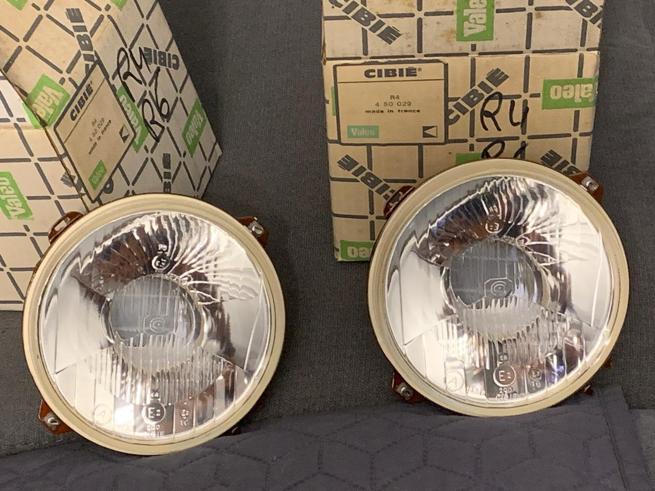 Optiques de phare Cibié 200 -Renault 8, R10, Dauph LesAnciennes.com