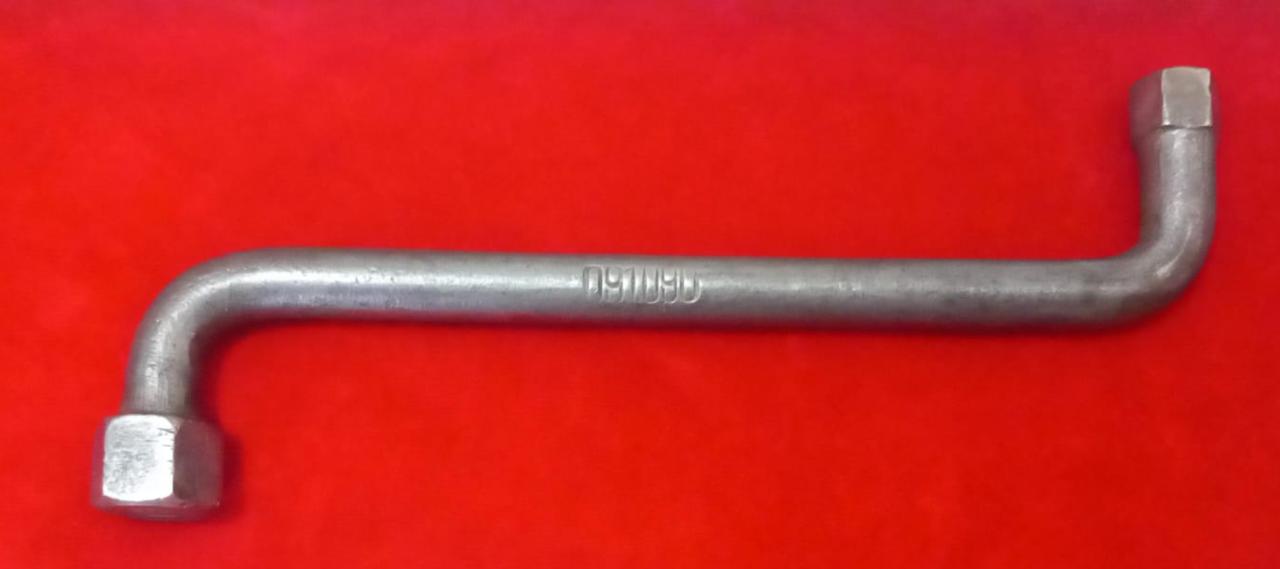 LANCIA Aurelia trousse à outils lancia vintage LesAnciennes.com