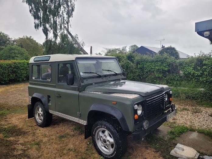 LAND ROVER Defender 3 PLACES 3 PORTES - 1989 LesAnciennes.com