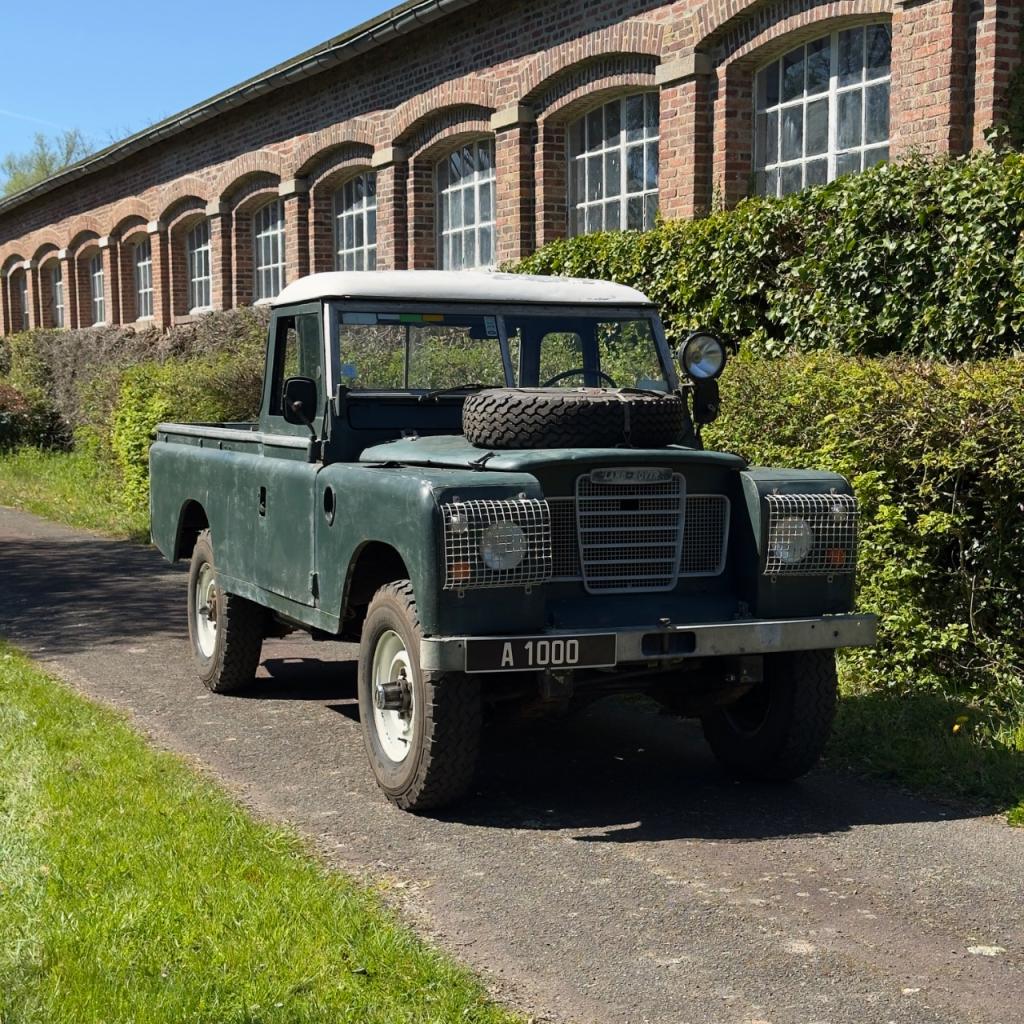 LAND ROVER 109 Série 3 Pick-up 6P - 1979 LesAnciennes.com