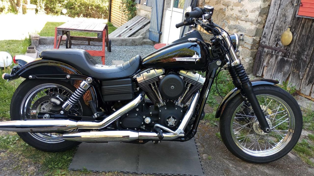 HARLEY DAVIDSON dyna street bob 1584 - 2008 LesAnciennes.com