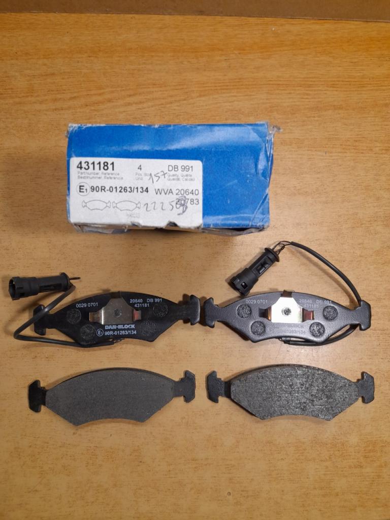 Plaquettes de frein Avant Ford Sierra Escort LesAnciennes.com