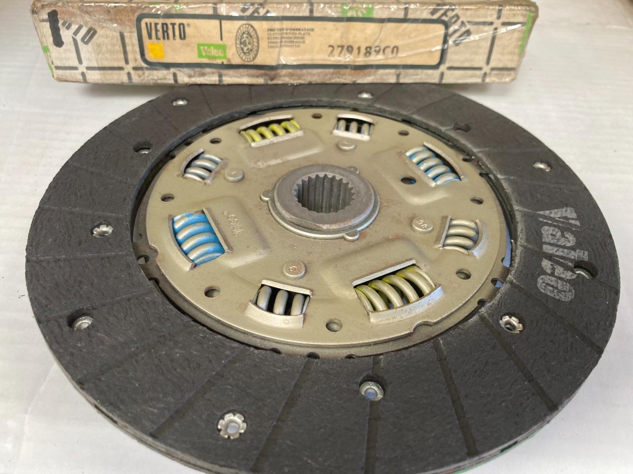 Disque embrayage neuf RENAULT Trafic LesAnciennes.com