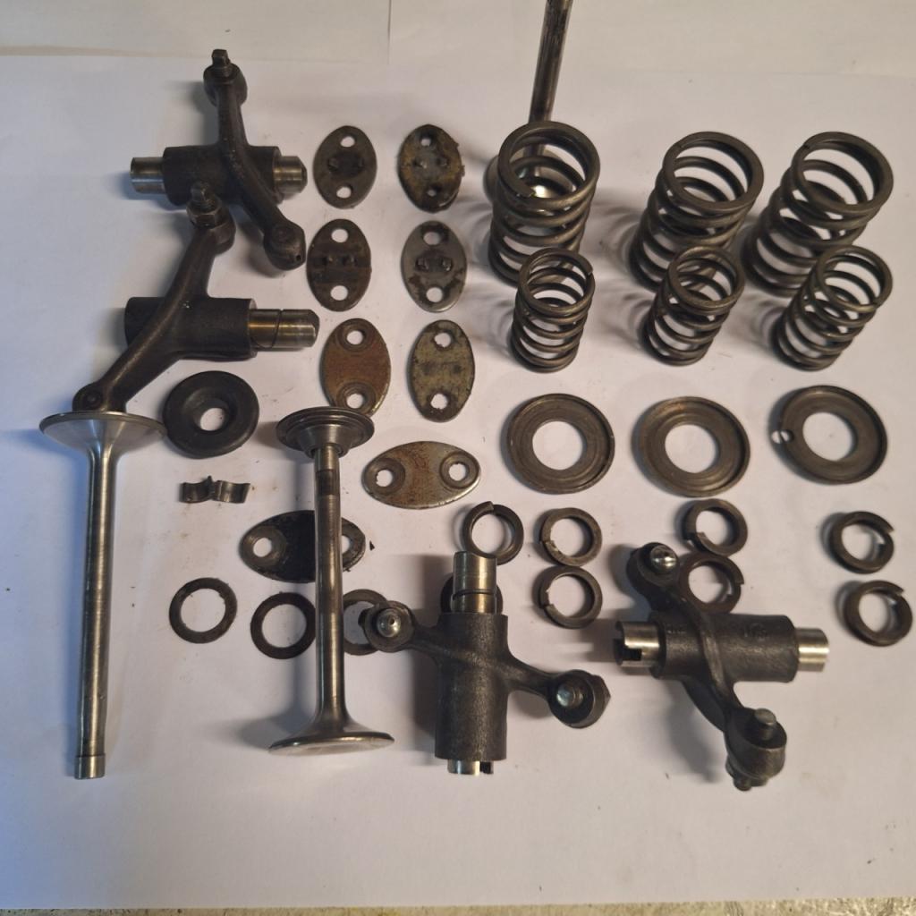 Pièces NORTON Dominator LesAnciennes.com