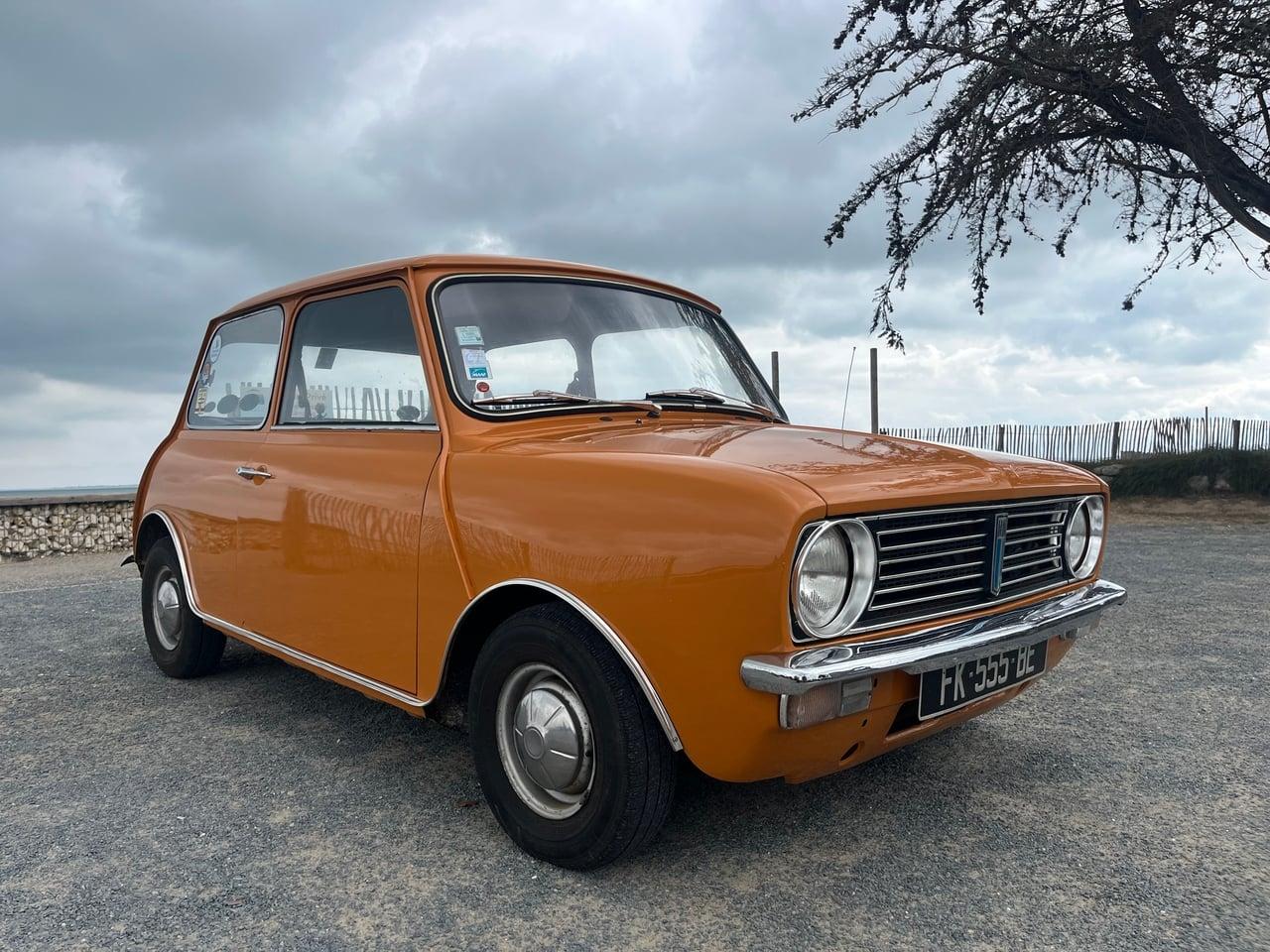 1974 Morris Mini Clubman 1000 LesAnciennes.com