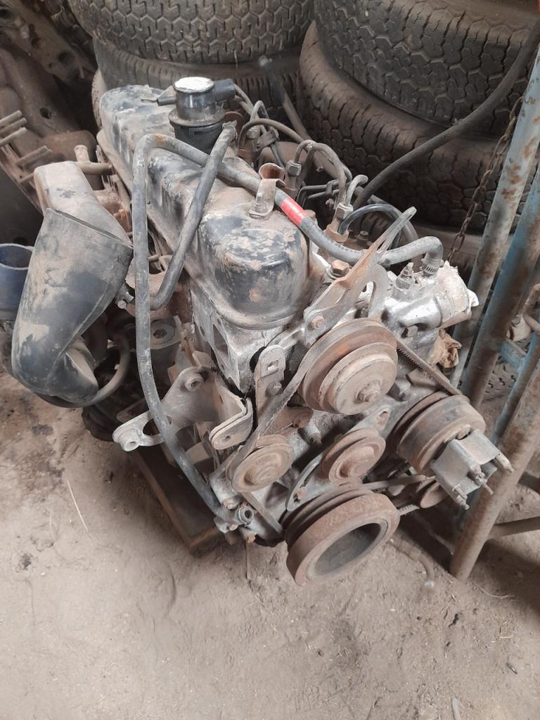 Moteur turbo diesel PEUGEOT 505 604 LesAnciennes.com
