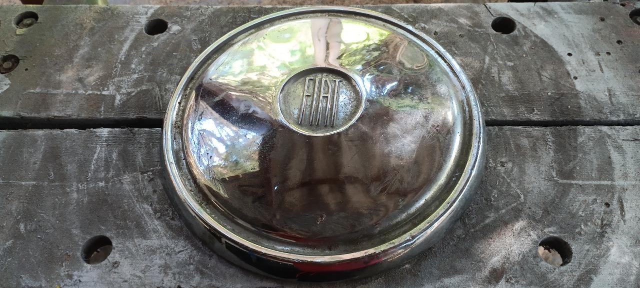 Enjoliveur de roue FIAT LesAnciennes.com