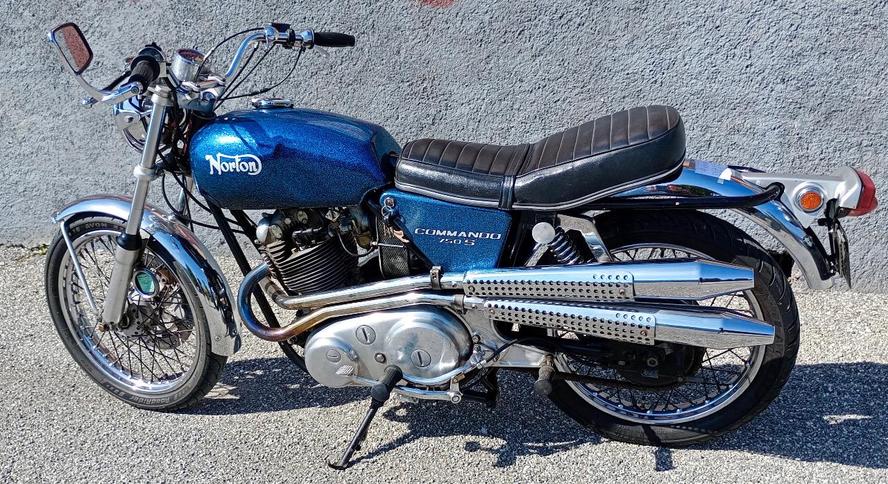 NORTON Commando 750 - 1969 LesAnciennes.com