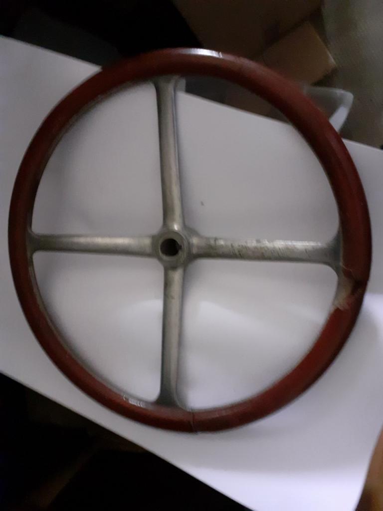 Volant AUTRE volant LesAnciennes.com