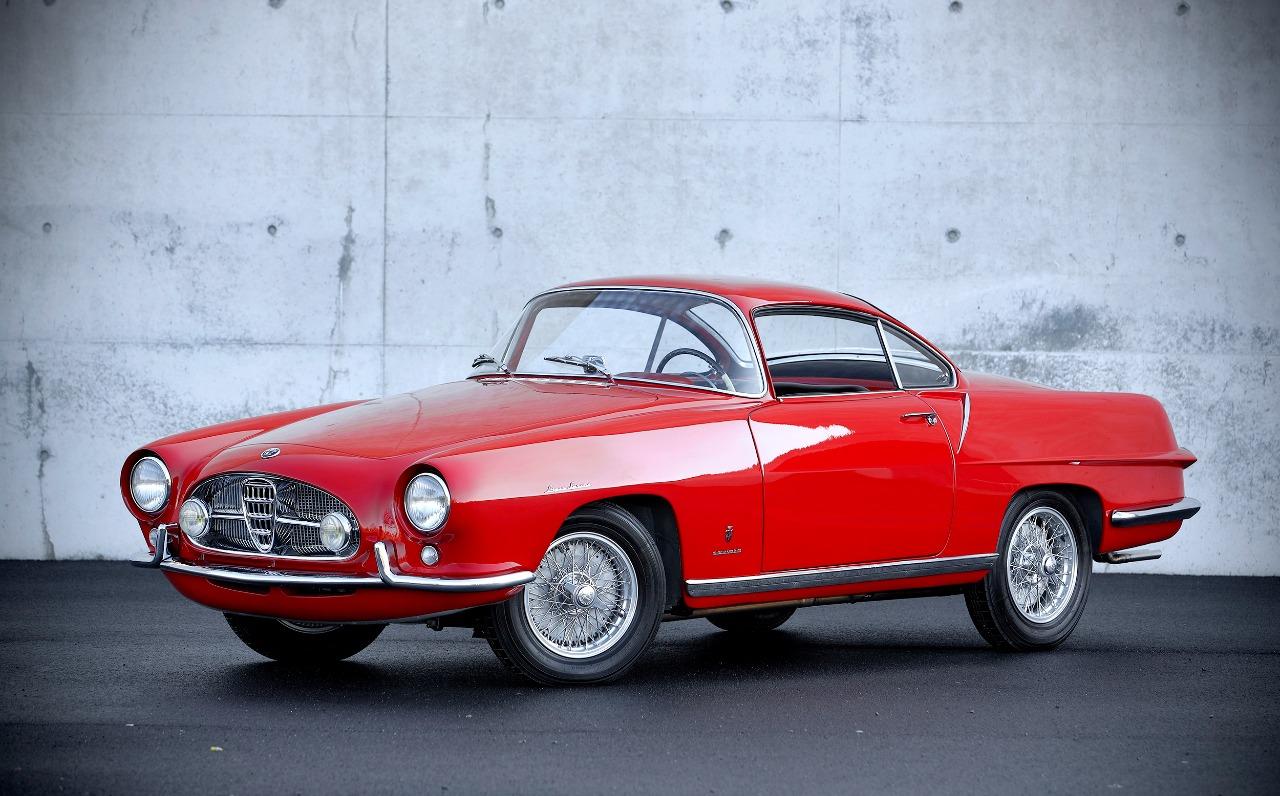 ALFA ROMEO 1900 CSS Ghia Special - 1954 LesAnciennes.com