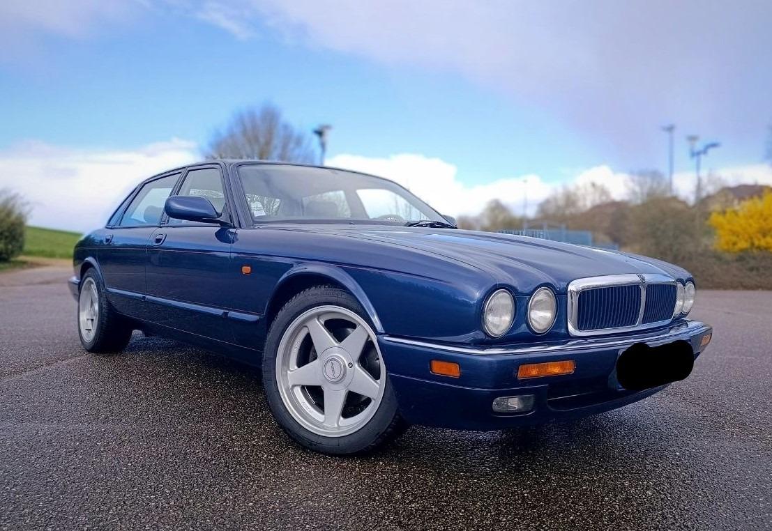 JAGUAR XJ300 3,2L SPORT - 1996 LesAnciennes.com