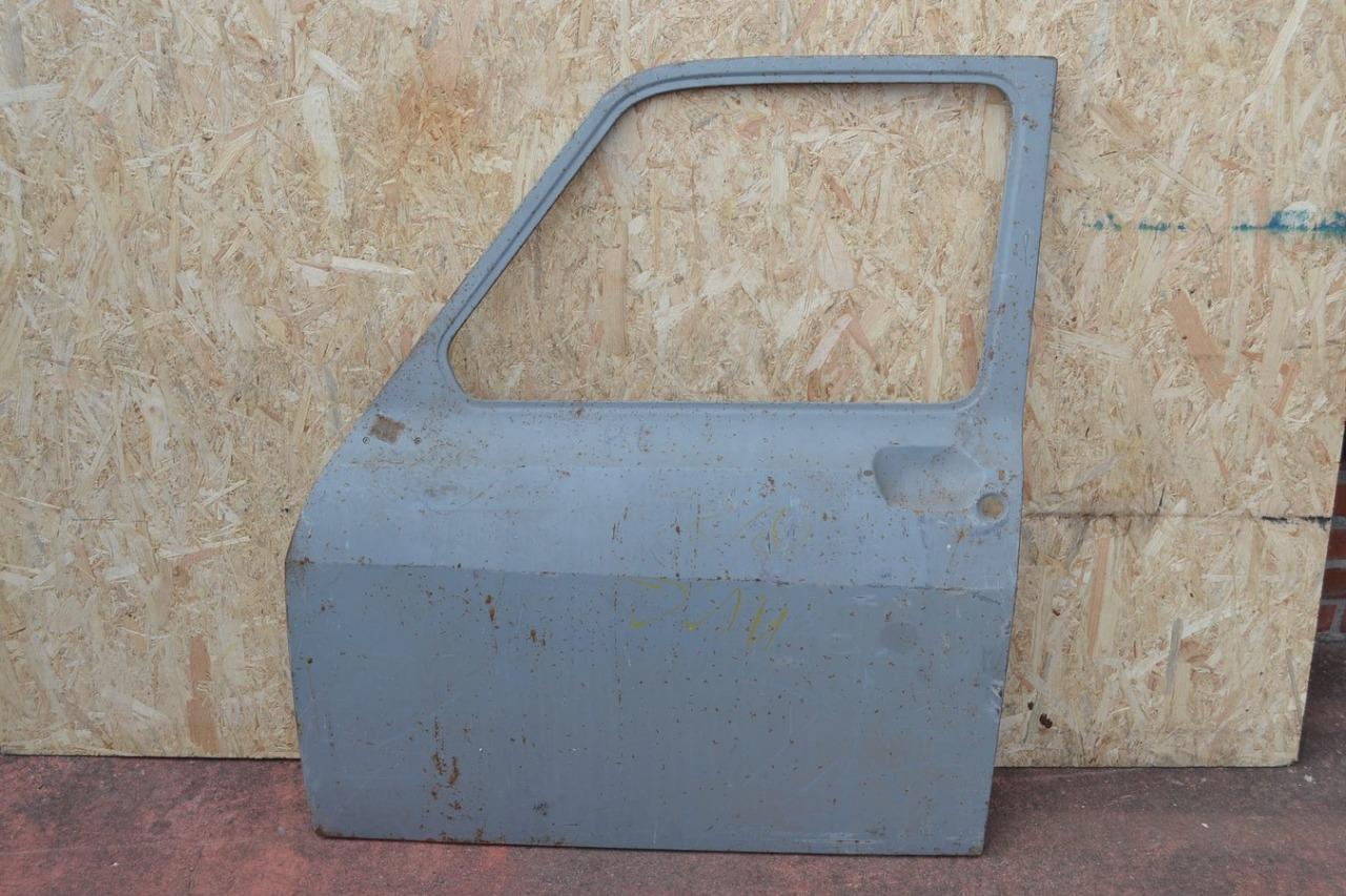 Panneau porte AV G RENAULT 6 (R6), neuf LesAnciennes.com