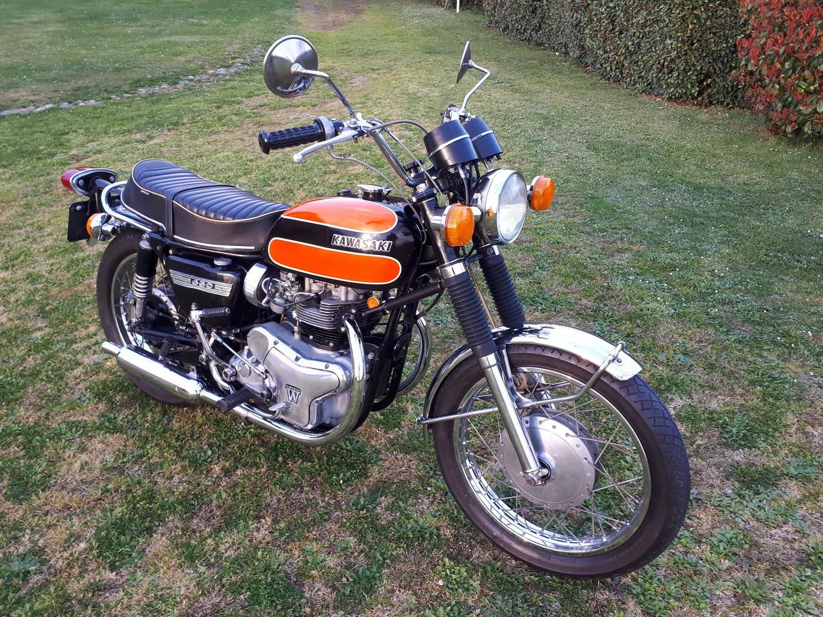 KAWASAKI 650 W1 SA - 1972 LesAnciennes.com