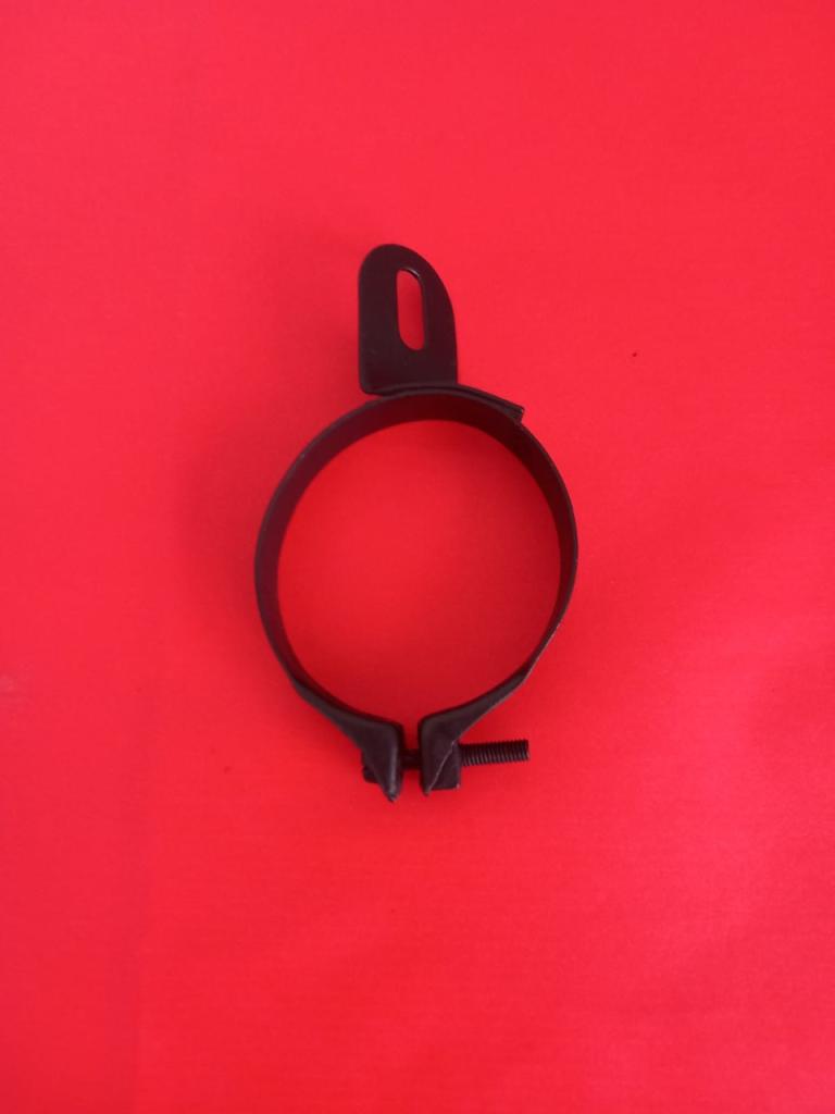 Support de fixation FIAT 500 Topolino a b c LesAnciennes.com