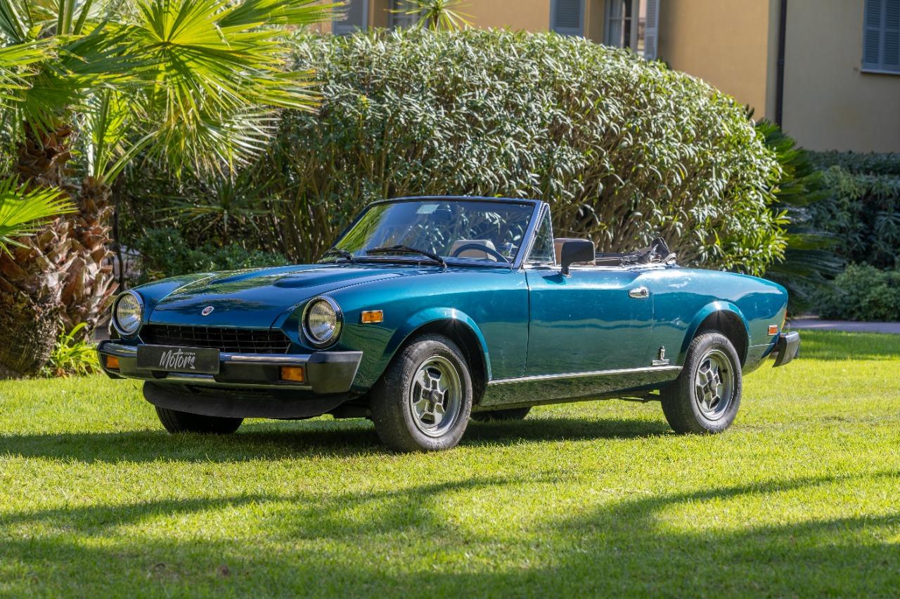 FIAT 124 US SPIDER sortie de - 1981 LesAnciennes.com