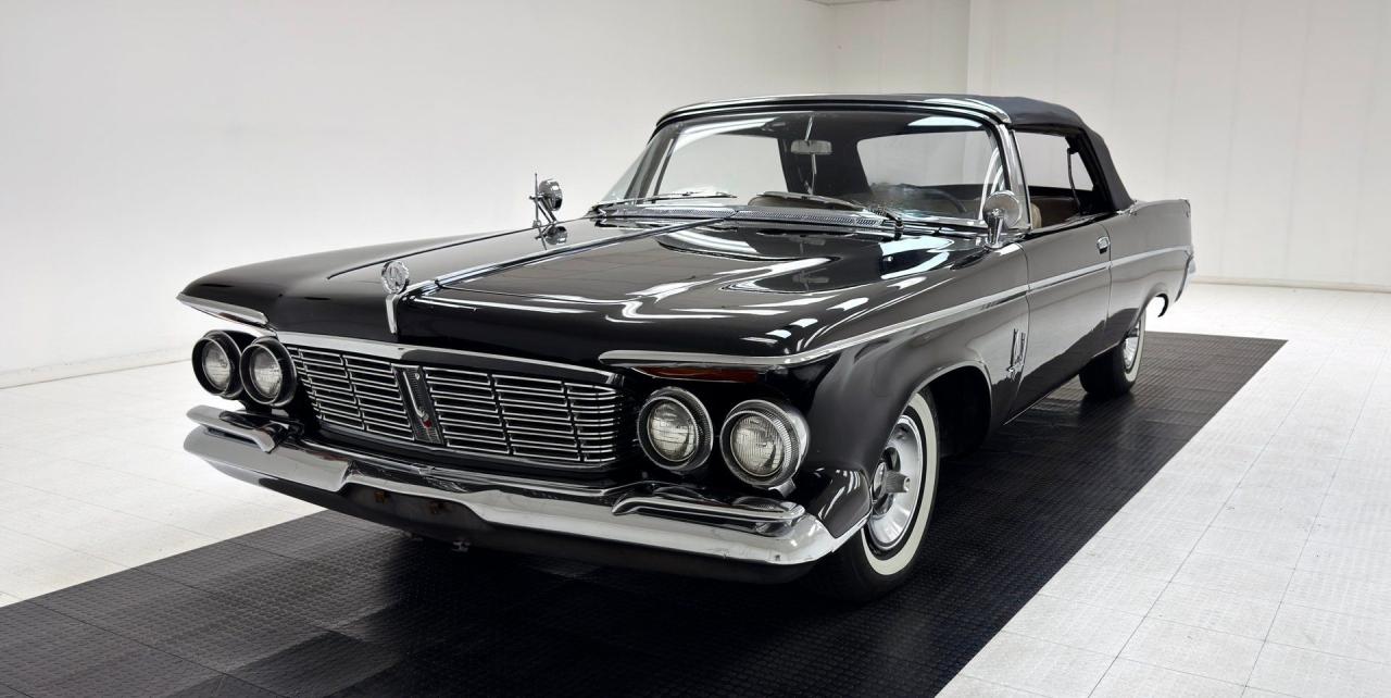 1963 Chrysler Imperial Crown LesAnciennes.com