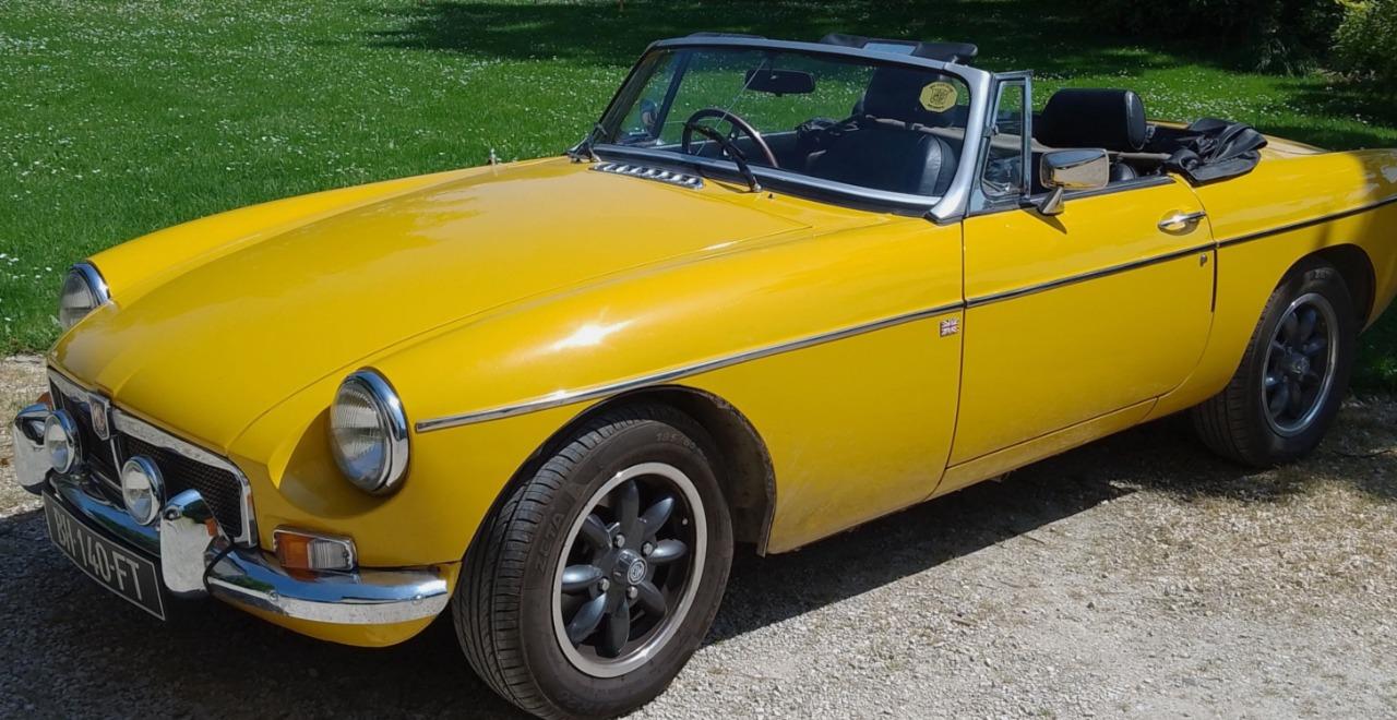 MG MGB cabriolet - 1979 LesAnciennes.com