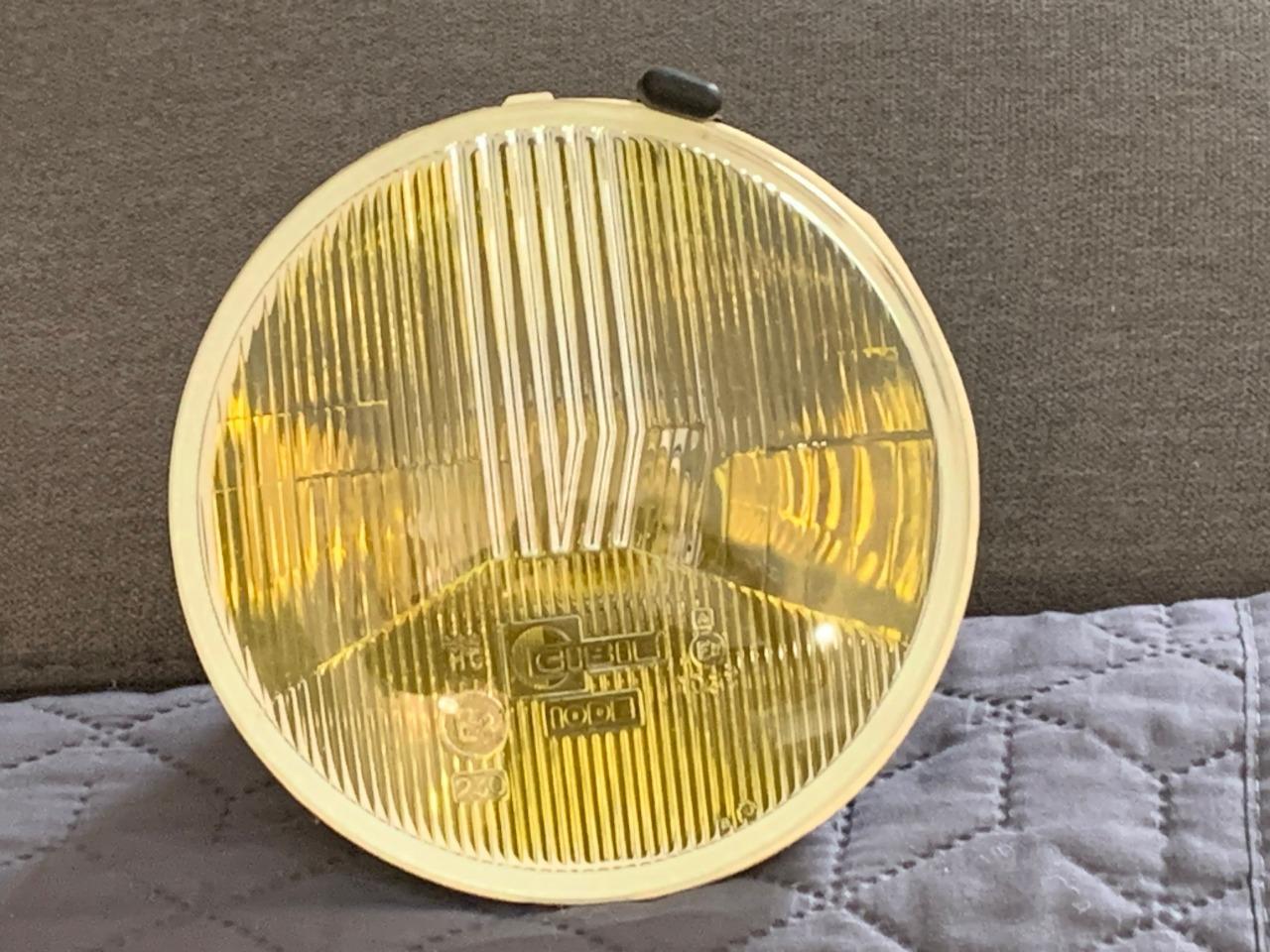 Optique Cibié Code Ext droit Renault 17 / R30 LesAnciennes.com