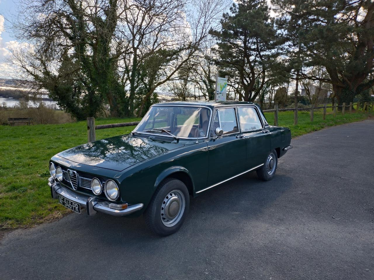 ALFA ROMEO 1750 BERLINA - 1970 LesAnciennes.com
