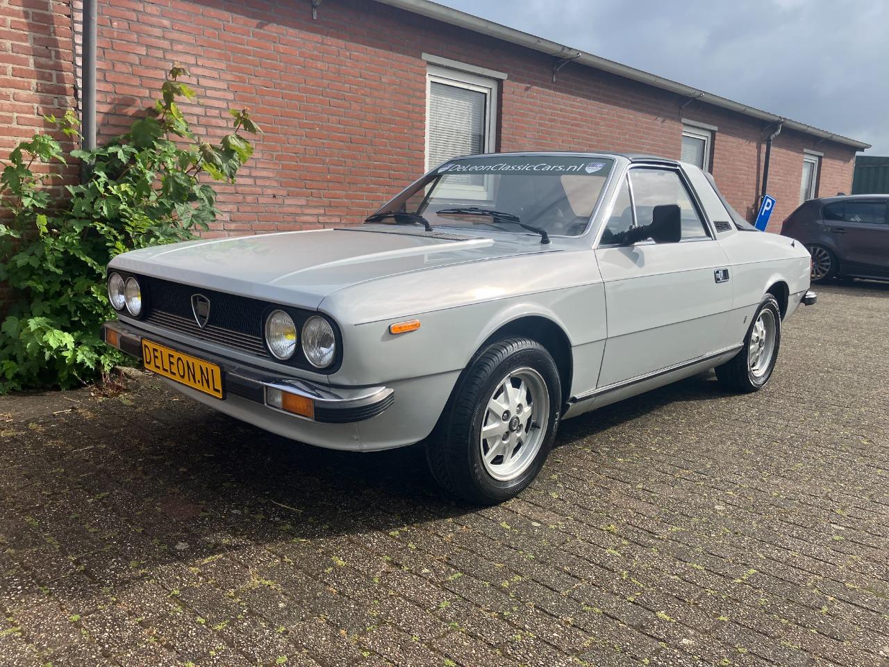 LANCIA Zagato Spider 2000 - 1979 LesAnciennes.com