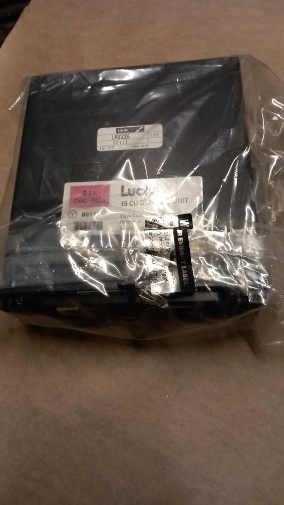 Boitier JAGUAR XJ6 LesAnciennes.com