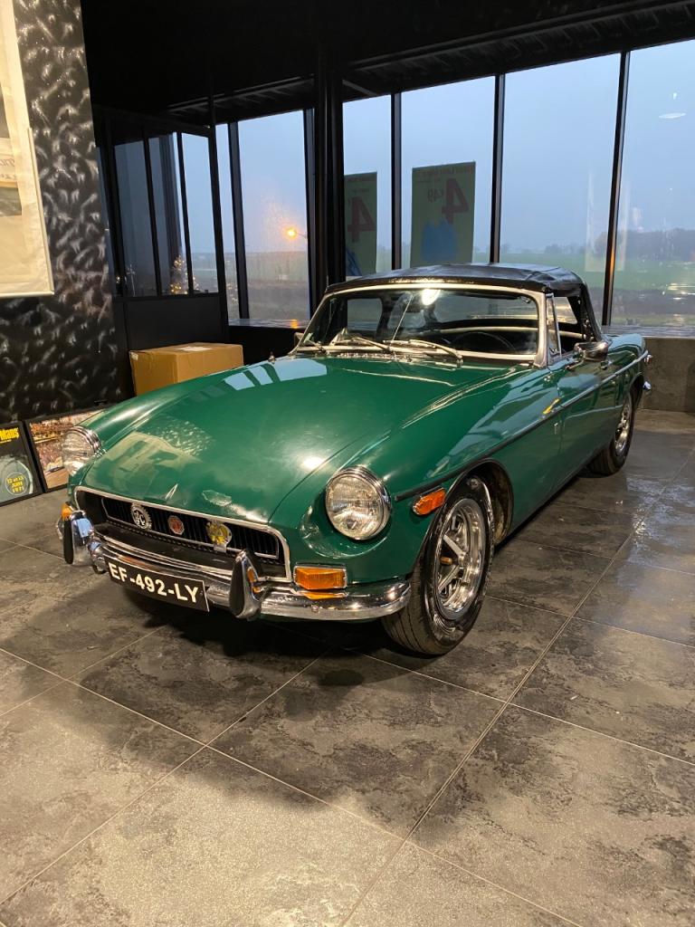 MG MGB - 1970 LesAnciennes.com