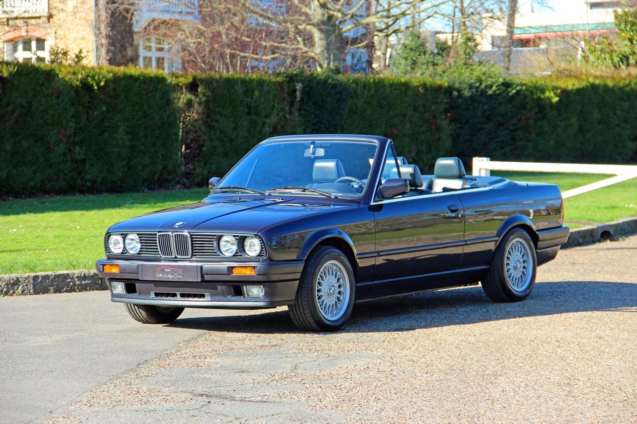 BMW 325 i Cabriolet E30 - 1991 LesAnciennes.com