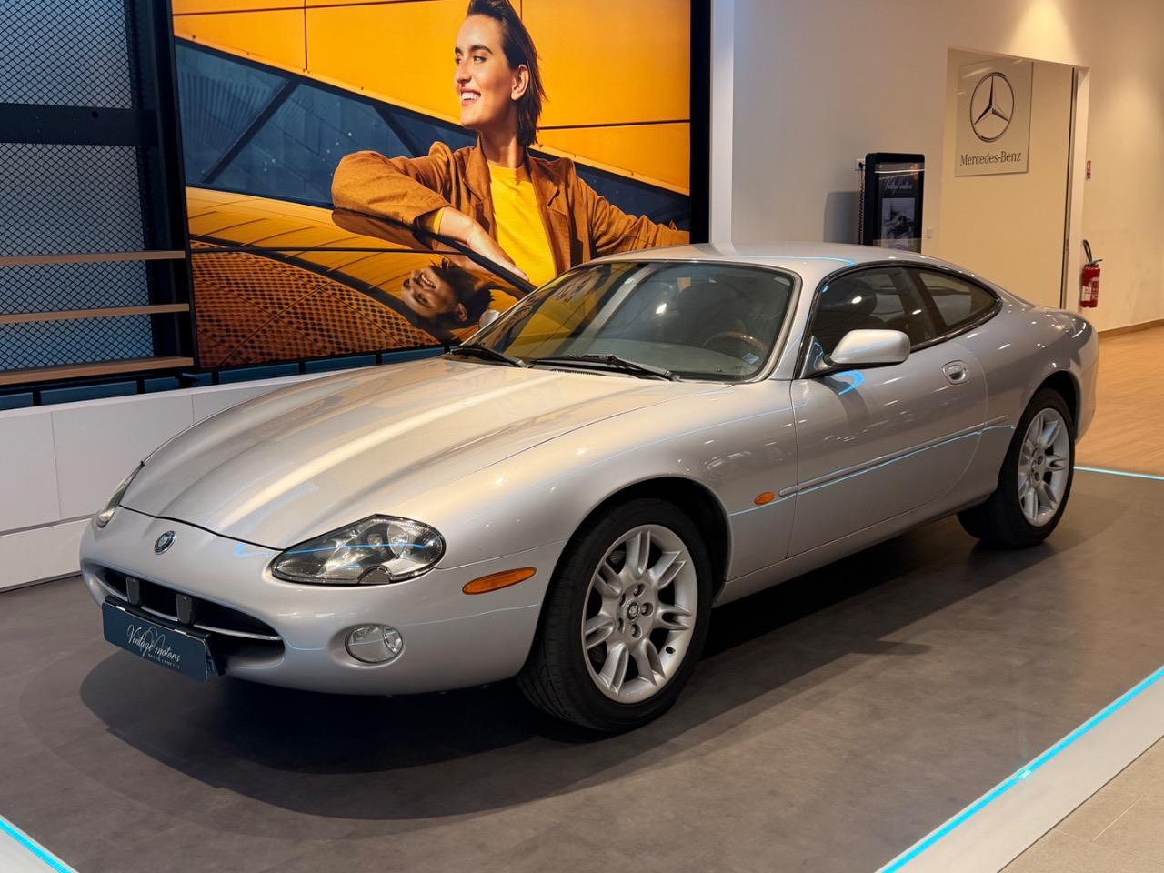 JAGUAR XK8 COUPE 4.0 BVA - 2001 LesAnciennes.com