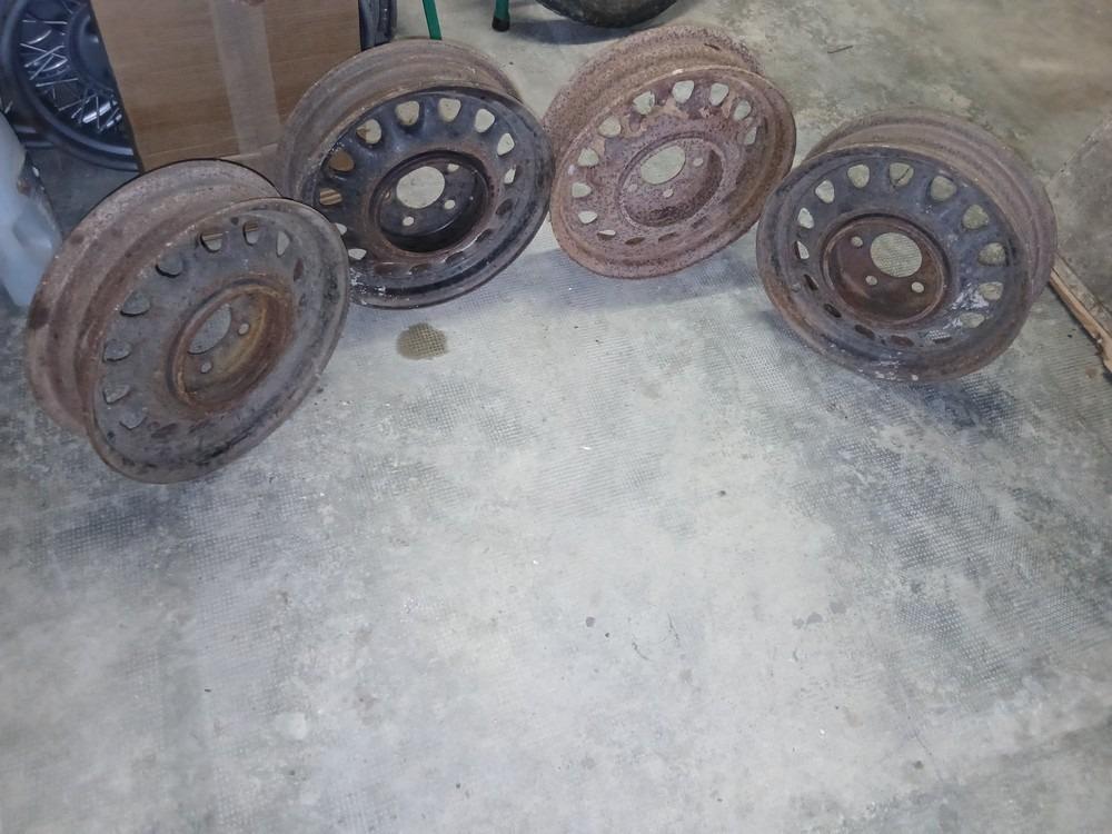 Jantes JANTE 5 trous LesAnciennes.com