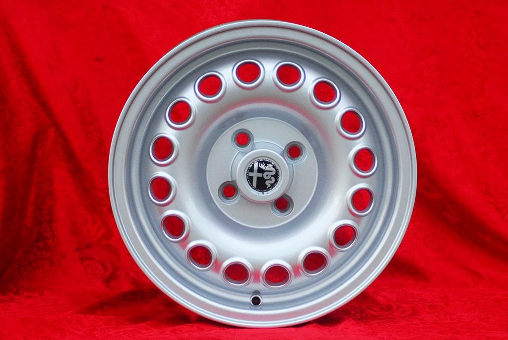1 pc. jante Alfa Romeo Campagnolo 6x14 ET23 Alfett LesAnciennes.com