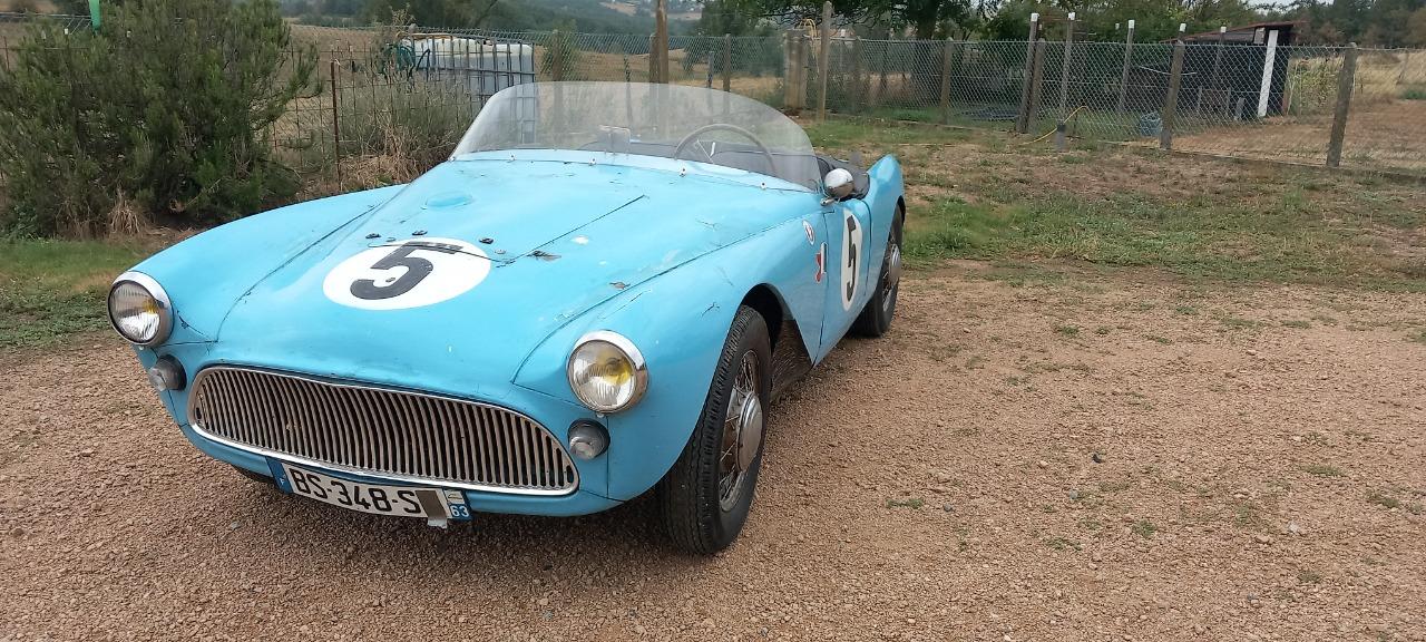 SIMCA Aronde 90a - 1958 LesAnciennes.com