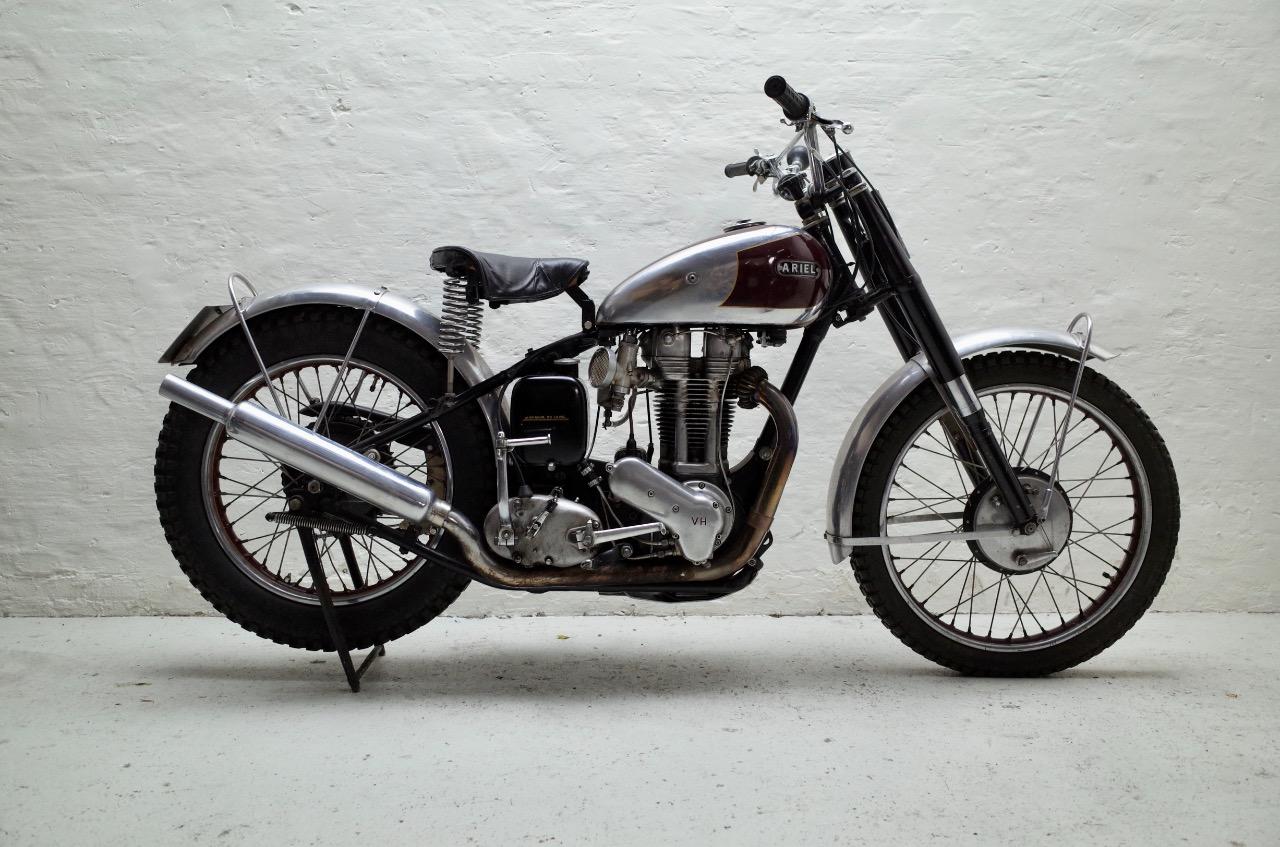 ARIEL VCH Scrambler - 1950 LesAnciennes.com