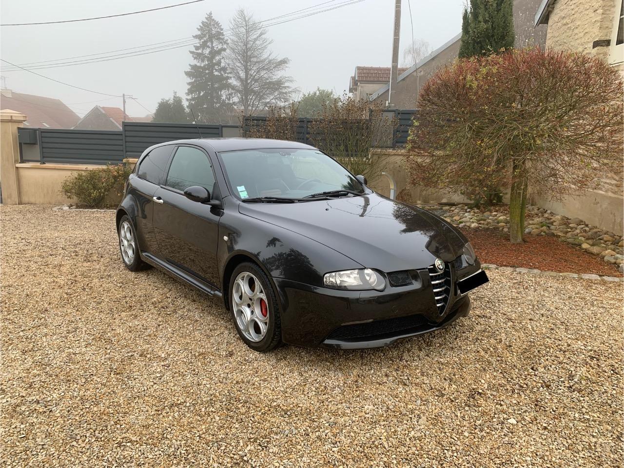 ALFA ROMEO 147 GTA 3.2 V6 - 2003 LesAnciennes.com