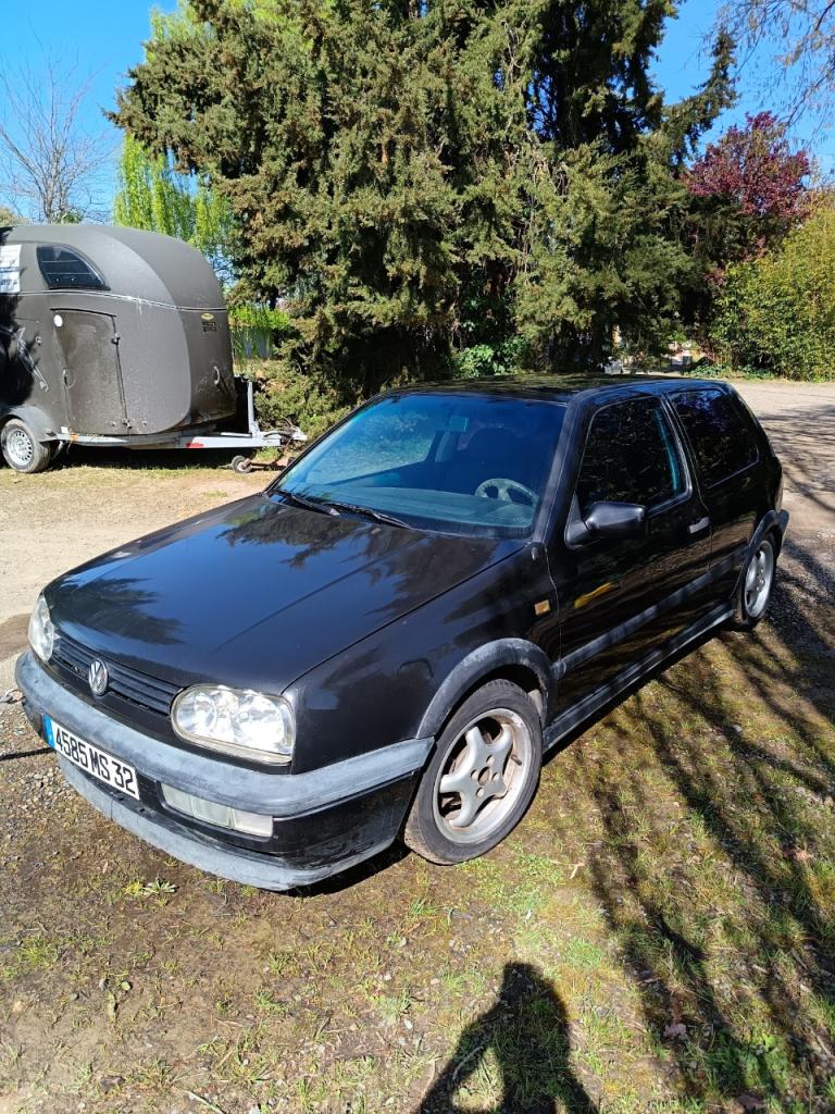 VOLKSWAGEN Golf GT TDi 90 - 1994 LesAnciennes.com