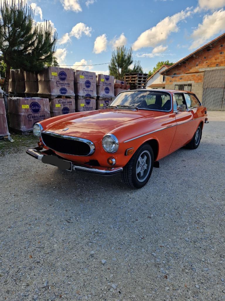 VOLVO P1800 Break - 1973 LesAnciennes.com