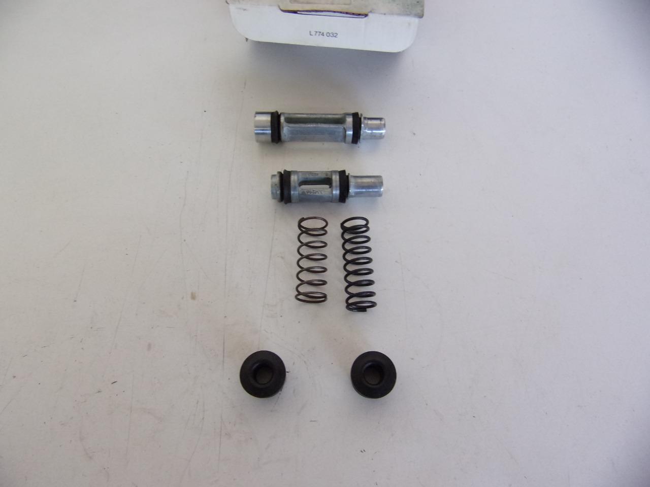 Kit maître-cylindre de frein RENAULT 12 et 14 LesAnciennes.com