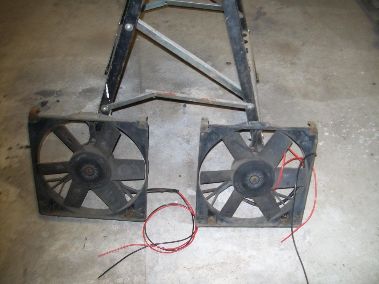 Radiateur PEUGEOT 305 LesAnciennes.com