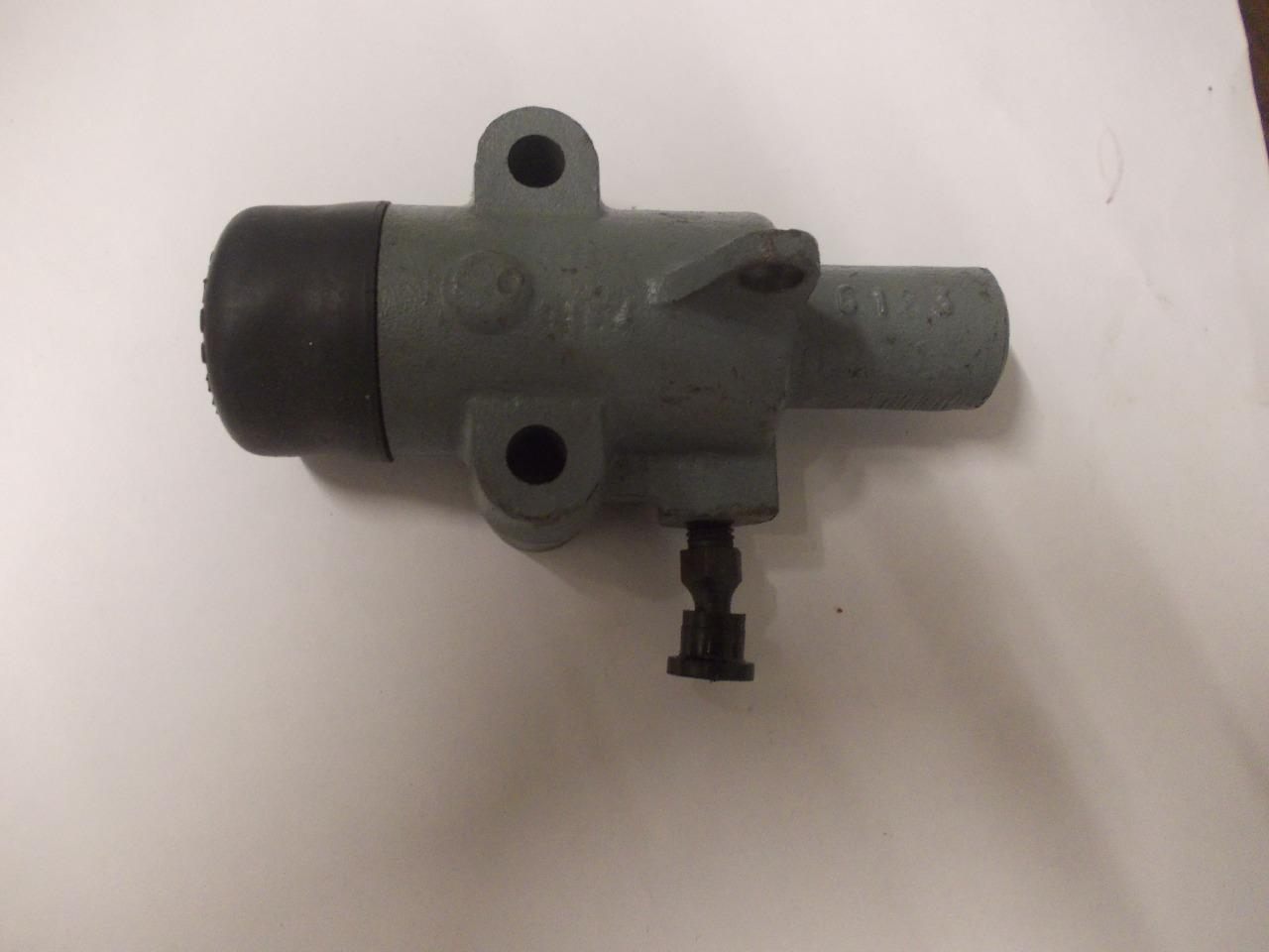 Récepteur PEUGEOT Peugeot J7 LesAnciennes.com