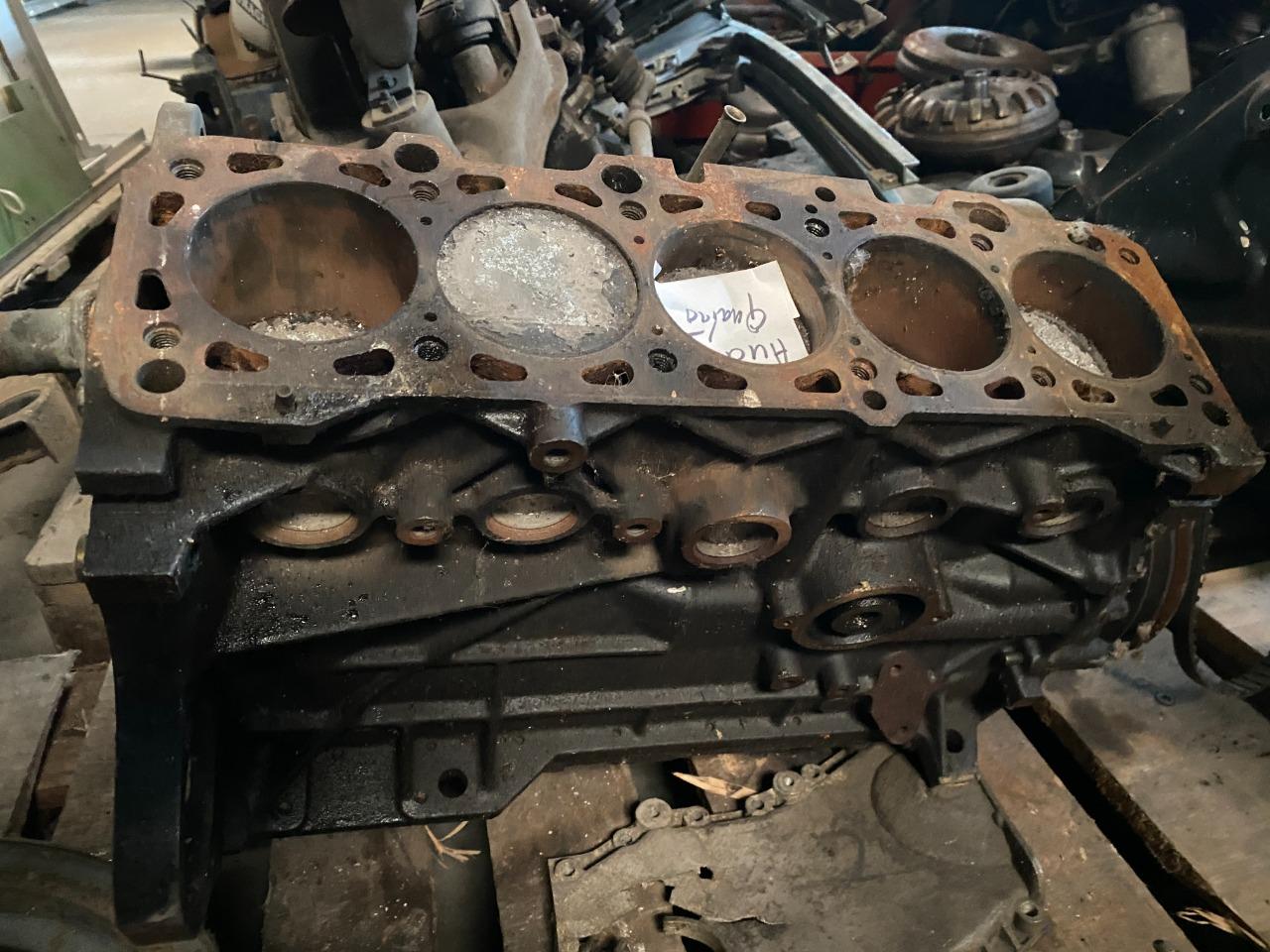 Bas moteur AUDI Quattro LesAnciennes.com