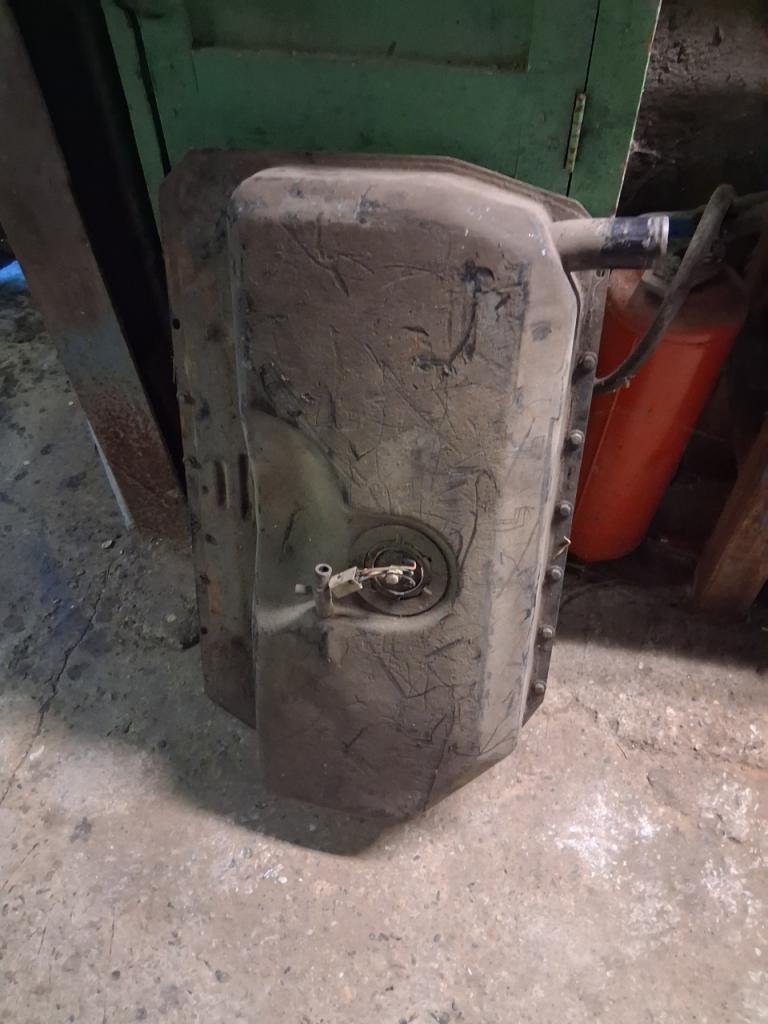 Réservoire de CITROEN GS GSA LesAnciennes.com