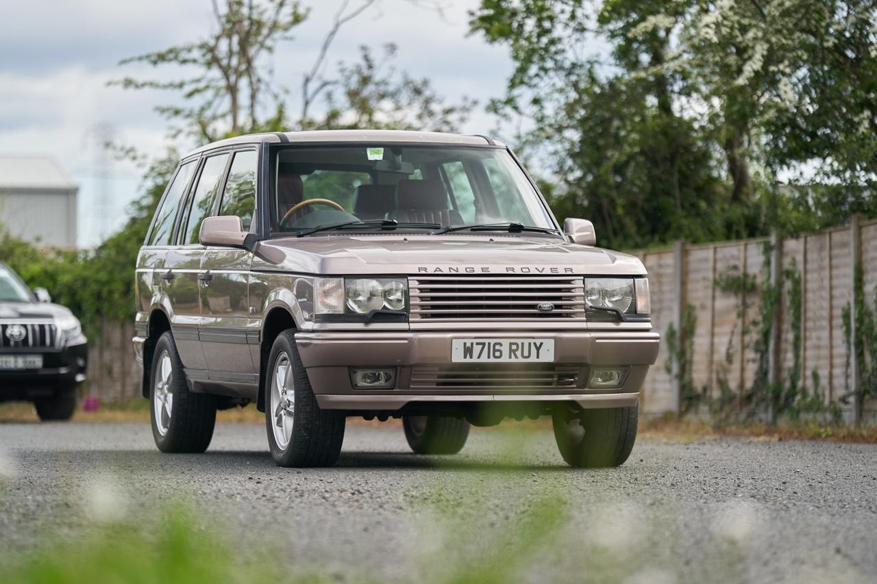 2000 Range Rover Autobiography P38 LesAnciennes.com