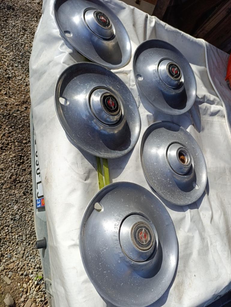 Enjoliveurs PANHARD 24 LesAnciennes.com