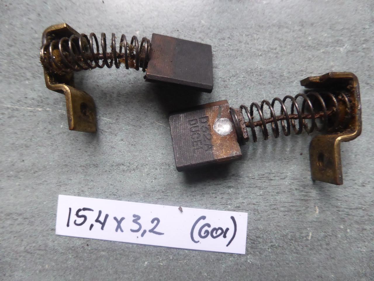 Balais de charbon 15,4 x 3,2mm/14,9 x 3,9mm/17 x 9 LesAnciennes.com