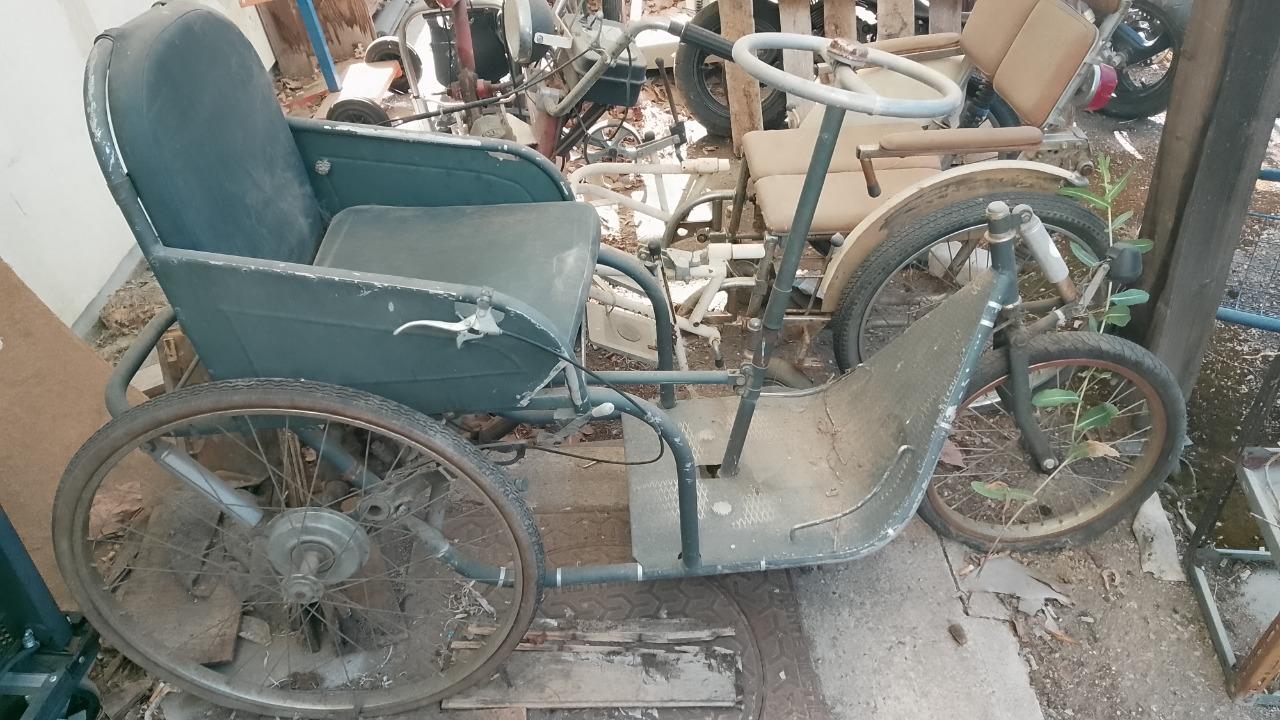 POIRIER Tricycle Rameur - 1960 LesAnciennes.com