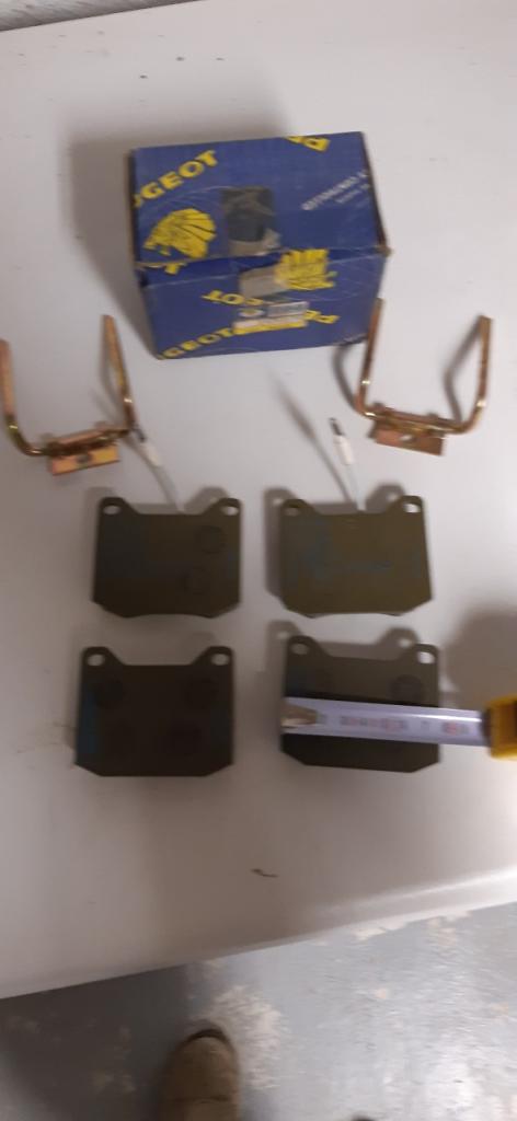 Plaquette de freins PEUGEOT Peugeot LesAnciennes.com