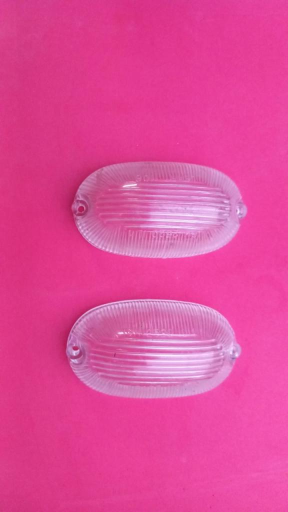 Clignotants latéraux transparents FIAT 600 m LesAnciennes.com